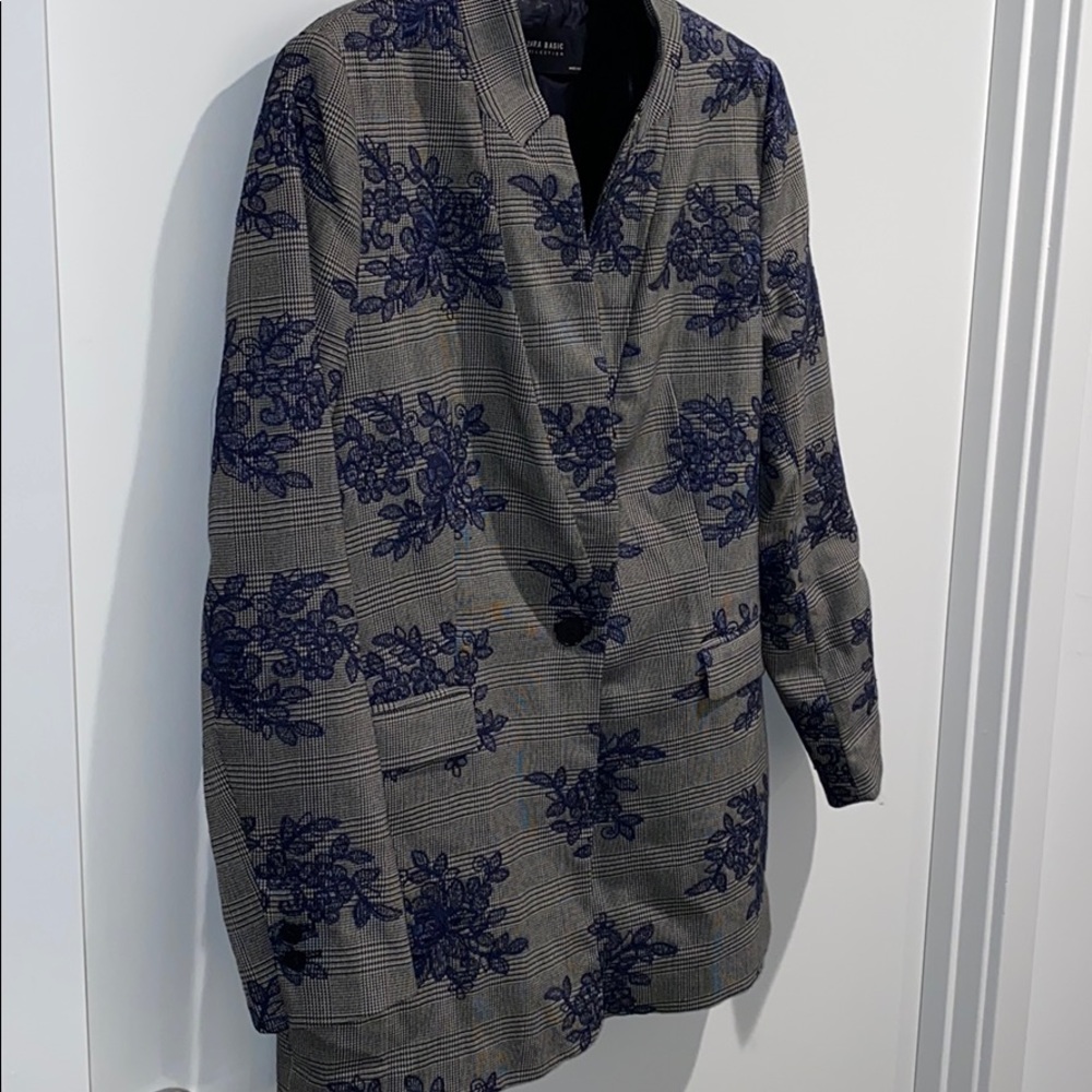 ZARA houndstooth blue lace appliqué fitted blazer